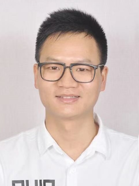 李陟