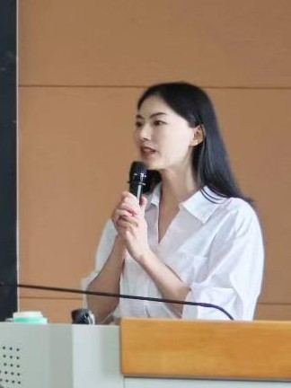 曾泽香