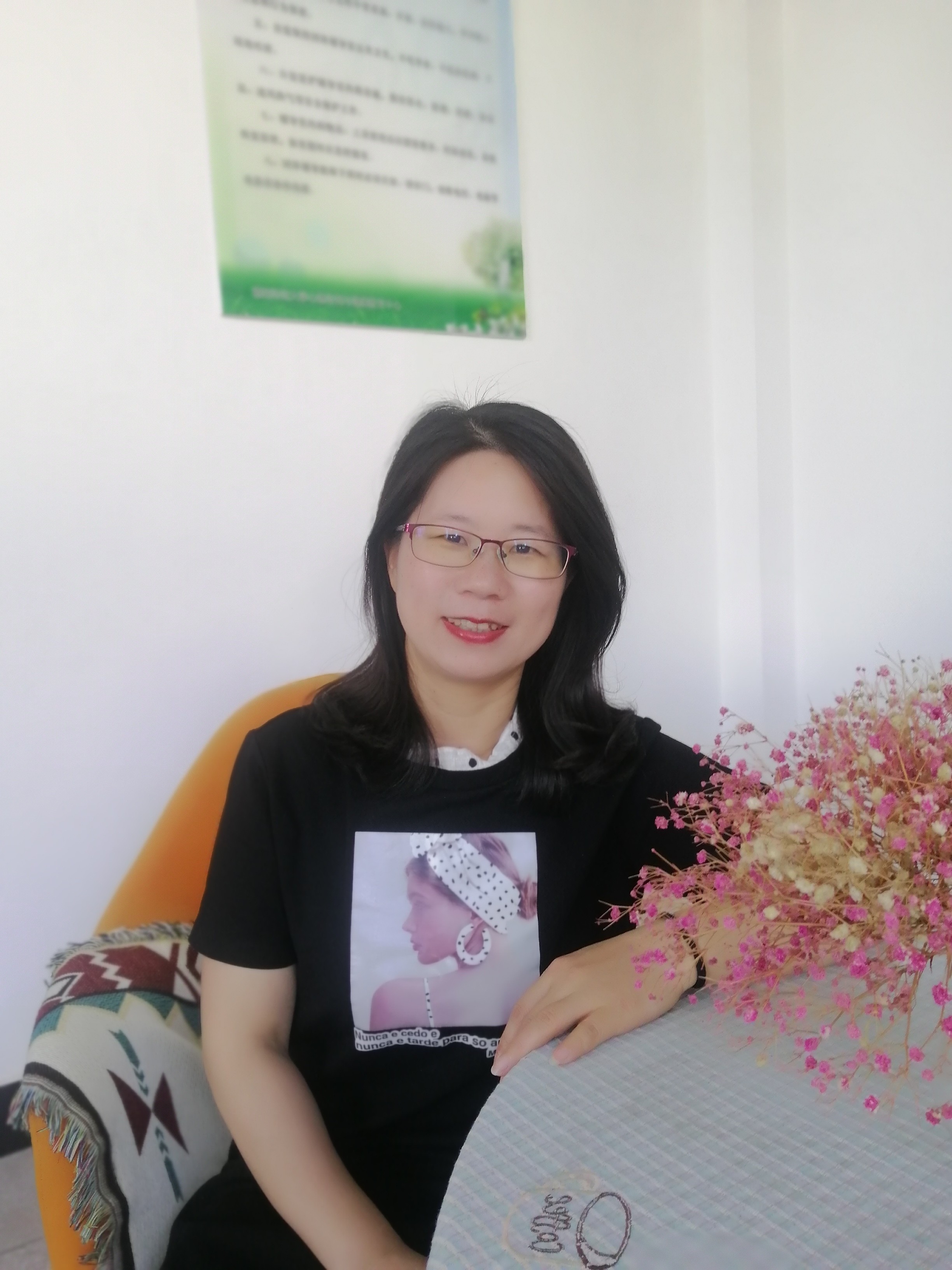 邓丽群