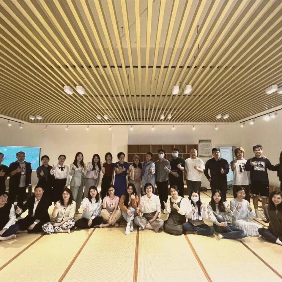 万师润万心丨音乐喊你来减压啦——曲宁老师走进江西工业贸易职业技术学院